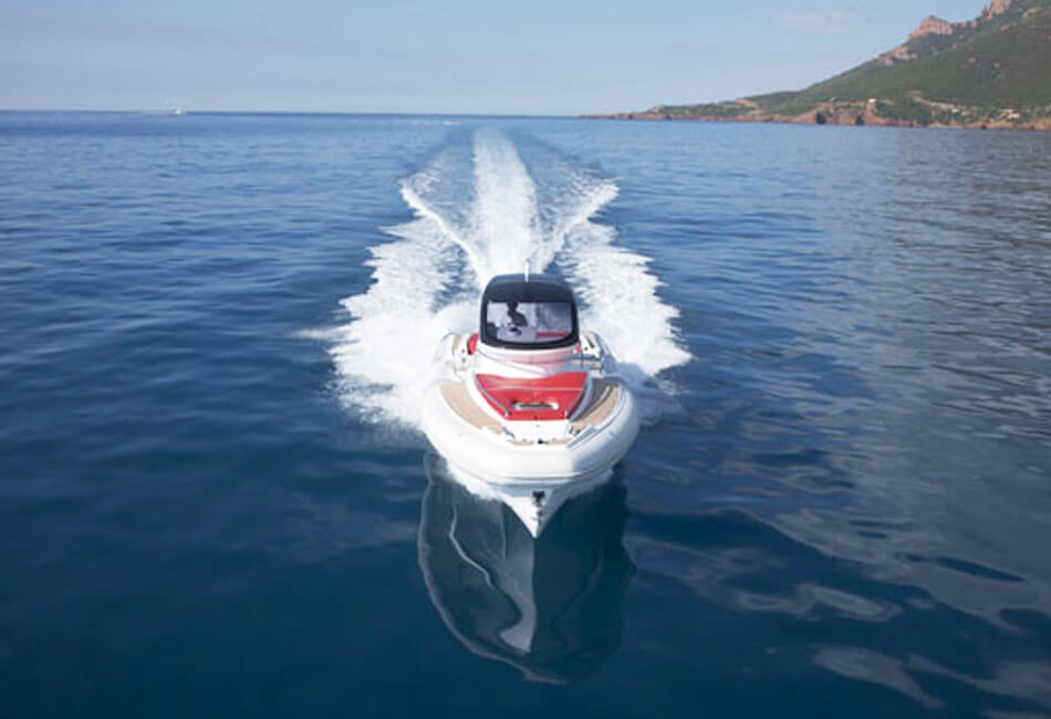 37,3 ft Pirelli P1100 Motorboot 